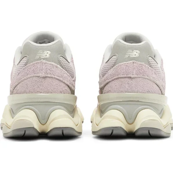 New Balance 9060 'December Sky'